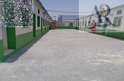 Labor Camp - Studio - 7+ Bathrooms for rent in Al Sajaa S - Al Sajaa - Sharjah Labor Camp - Studio - 7+ Bathrooms for rent in Al Sajaa S - Al Sajaa - Sharjah