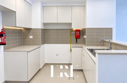 Apartment - 3 - 3 for rent in Hayat Boulevard 1B - Hayat Boulevard 1 - Hayat Boulevard - Town Square - Dubai