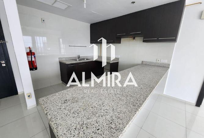 56943909 - Property Image 3