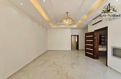 Villa - 5 Bedrooms - 7 Bathrooms for sale in Al Yasmeen 1 - Al Yasmeen - Ajman