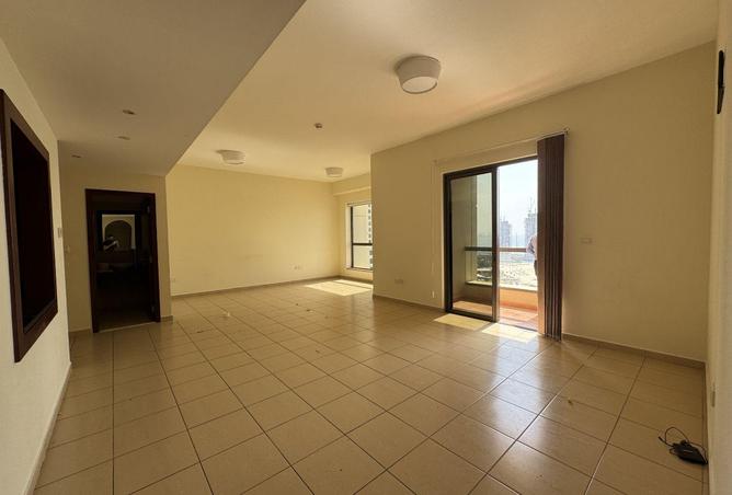 83211348 - Property Image 3