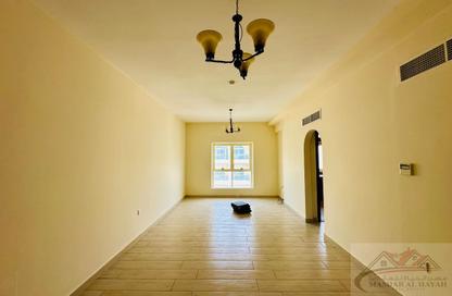 Apartment - 1 Bedroom - 2 Bathrooms for rent in Muwaileh 29 Building - Muwaileh - Sharjah