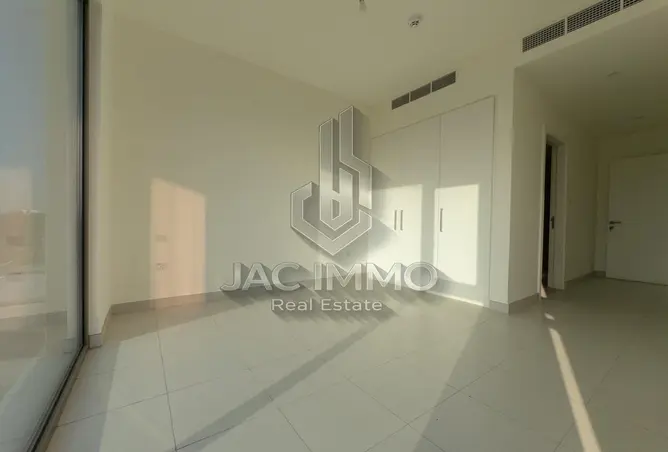 84902302 - صورة العقار 3