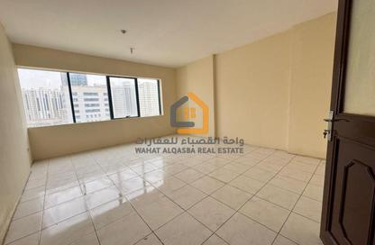 Apartment - 3 Bedrooms - 3 Bathrooms for rent in Al Majaz 1 - Al Majaz - Sharjah