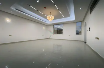 Villa - 4 Bedrooms for rent in Ramlat Zakher - Zakher - Al Ain