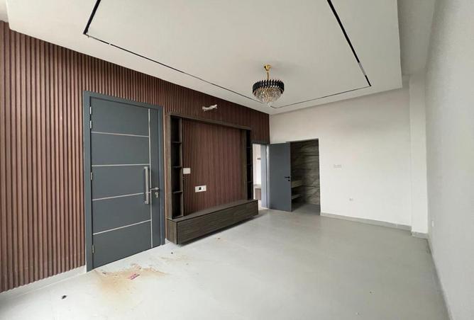 82383379 - Property Image 3