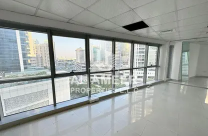 Office Space - Studio - 1 Bathroom for rent in Sheikha Noor Tower - Barsha Heights (Tecom) - Dubai
