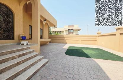 Villa - 4 - 6 for rent in Al Falaj - Al Riqqa - Sharjah