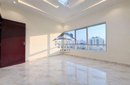 Apartment - 1 - 1 for rent in Al Saada Street - Al Mushrif - Abu Dhabi