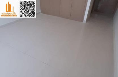 Apartment - 3 Bedrooms - 4 Bathrooms for rent in Al Jurf 2 - Al Jurf - Ajman Downtown - Ajman