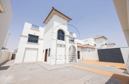 Villa - 4 - 5 for rent in Fay Alreeman - Al Shamkha - Abu Dhabi