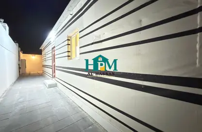 شقة - 2 غرف نوم - 2 حمامات للايجار في مدينة الرياض - أبوظبي