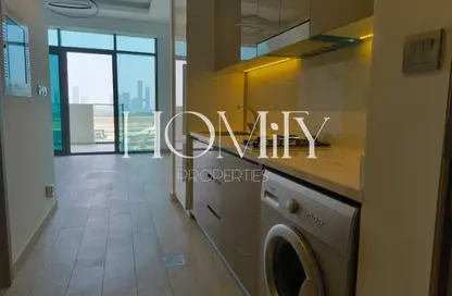 Apartment - 1 Bathroom for rent in Farhad Azizi Residence - Dubai Healthcare City 2 - Al Jaddaf - Dubai