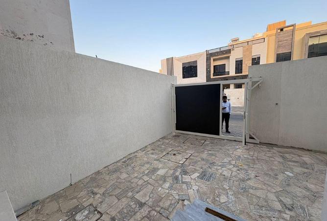 89200963 - Property Image 3