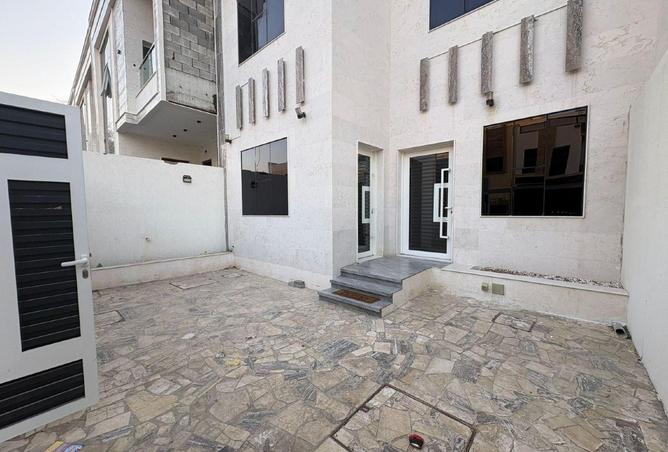 89200963 - Property Image 2