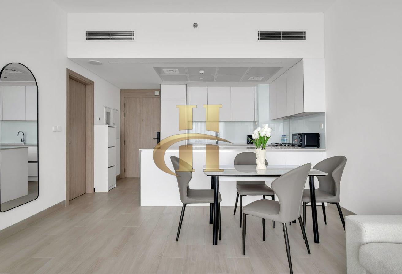 Smart Home | Prime Location | Ready to Move photo 4