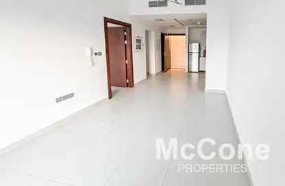 Apartment - 1 Bedroom - 2 Bathrooms for rent in Binghatti Gate - District 15 - Jumeirah Village Circle - Dubai Apartment - 1 Bedroom - 2 Bathrooms for rent in Binghatti Gate - District 15 - Jumeirah Village Circle - Dubai