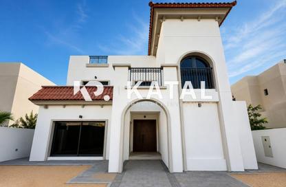 Villa - 4 Bedrooms - 6 Bathrooms for rent in Fay Al Reeman II - Al Shamkha - Abu Dhabi