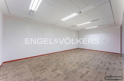 Office Space - Studio - 1 Bathroom for rent in Emaar Business Park Building 1 - Emaar Business Park - Sheikh Zayed Road - Dubai