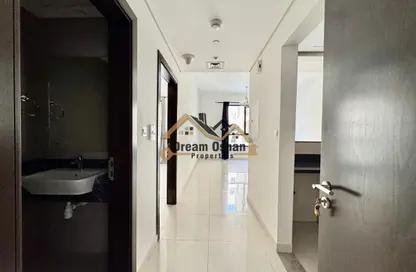 شقة - غرفة نوم - 2 حمامات للايجار في برج عايض - الجداف - دبي