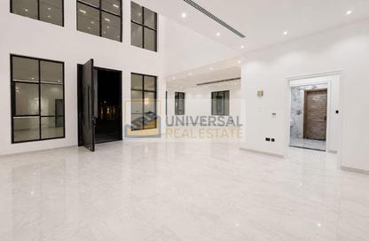 Villa - 7 - 7+ for sale in Mohamed Bin Zayed City Villas - Mohamed Bin Zayed City - Abu Dhabi