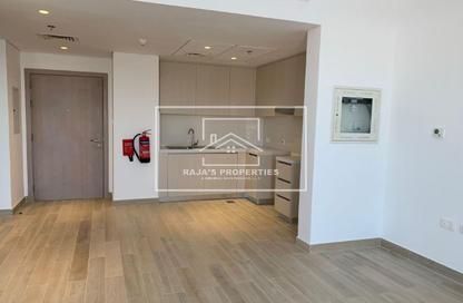 Apartment - Studio - 1 Bathroom for rent in Waters Edge - Yas Island - Abu Dhabi