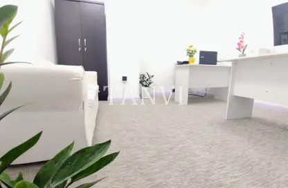 Office Space - 1 Bedroom - 1 Bathroom for rent in Hor Al Anz East - Hor Al Anz - Deira - Dubai