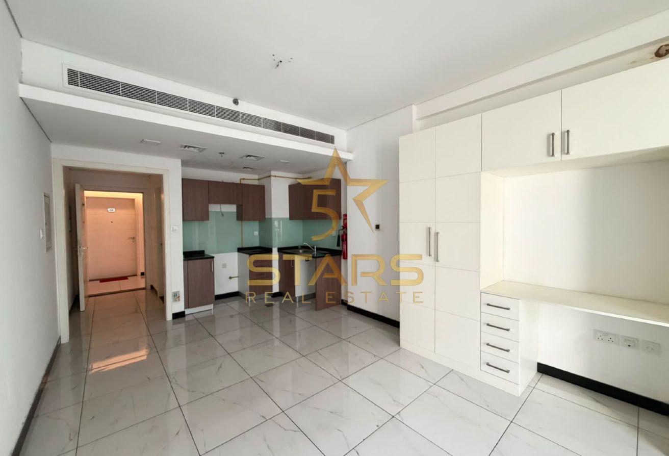 Spacious Studio | Prime Location | Ready to Move photo 4