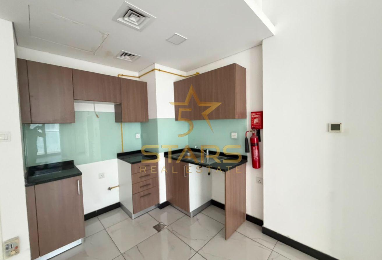 Spacious Studio | Prime Location | Ready to Move photo 7