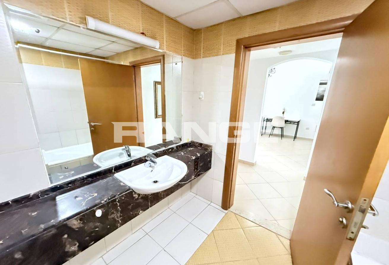 Furnished | Full Marina Views | 12 Cheques photo 14