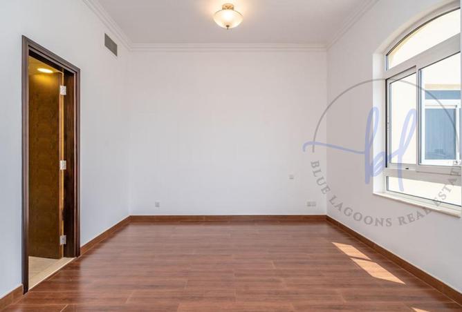 71126654 - Property Image 2