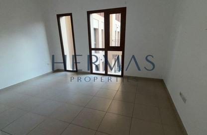 Apartment - 2 - 2 for rent in Zahra Breeze Apartments 3B - Zahra Breeze Apartments 3 - Zahra Breeze Apartments - Town Square - Dubai