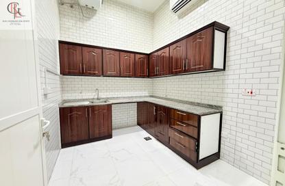 Apartment - 1 - 2 for rent in Mohamed Bin Zayed Centre - Mohamed Bin Zayed City - Abu Dhabi