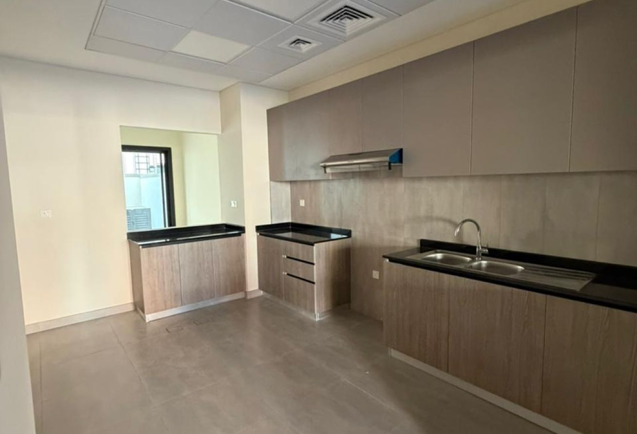 Town House | Ready to move | Smart Investment