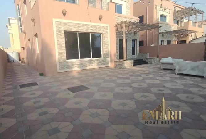 132504773 - Property Image 2