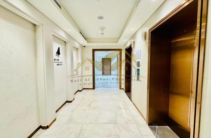 Apartment - 1 - 2 for rent in Al Souk Al Kabeer - Bur Dubai - Dubai Apartment - 1 - 2 for rent in Al Souk Al Kabeer - Bur Dubai - Dubai