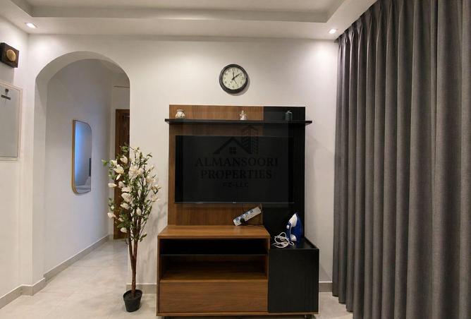 83232513 - Property Image 3