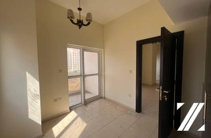 Apartment - 1 - 1 for sale in Silicon Gates 2 - Silicon Gates - Dubai Silicon Oasis - Dubai