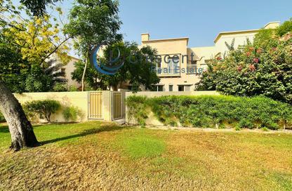 Villa - 2 Bedrooms - 3 Bathrooms for rent in Springs 11 - The Springs - Dubai