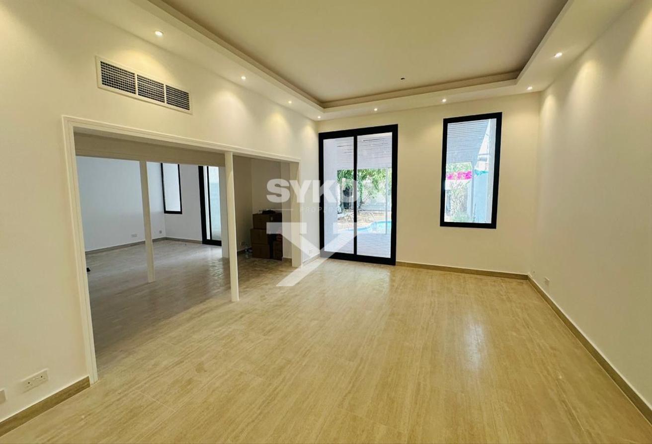 Upgraded Villa | Private Pool Oasis | Renovated photo 7