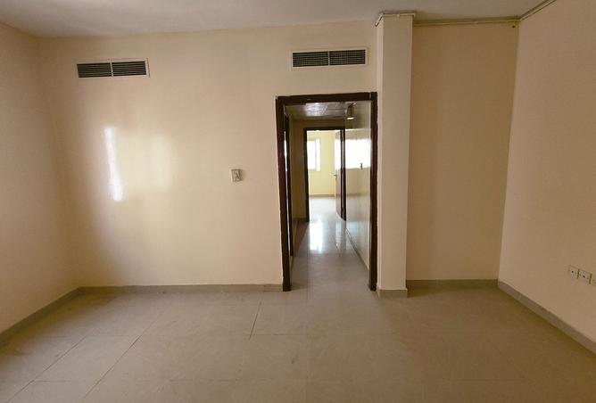 128815105 - Property Image 3