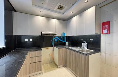 Apartment - 2 - 3 for rent in Bin Suloom Building - Al Jaddaf - Dubai