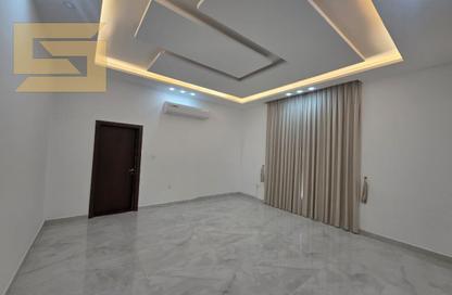 Villa - 5 Bedrooms - 7 Bathrooms for sale in Al Yasmeen 1 - Al Yasmeen - Ajman