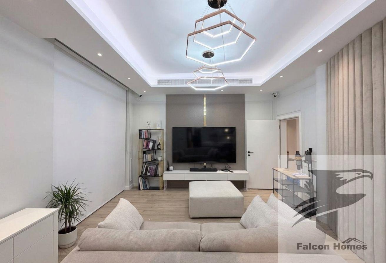 Modern 4BR | Maid Driver | Garden and Pool photo 8