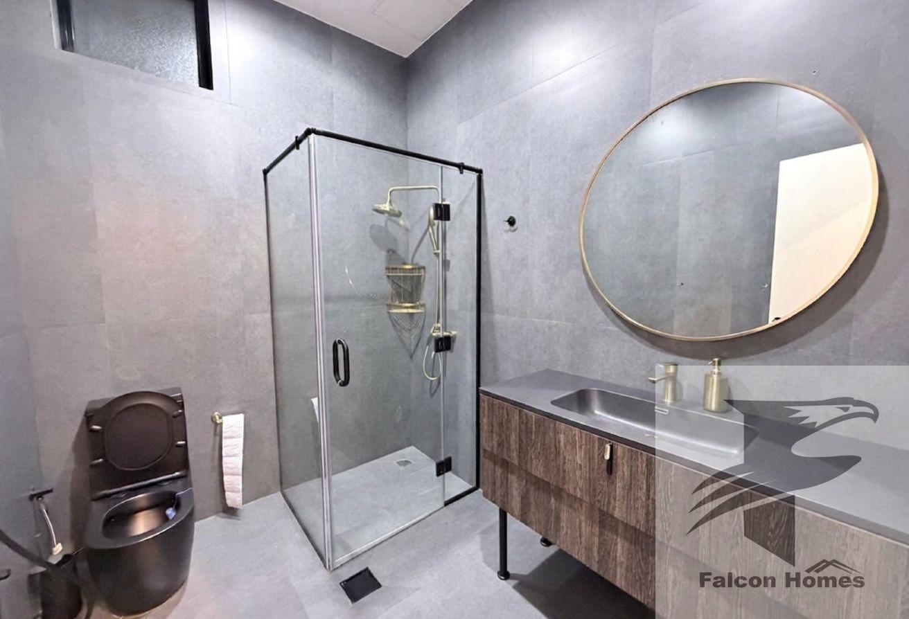 Modern 4BR | Maid Driver | Garden and Pool photo 13