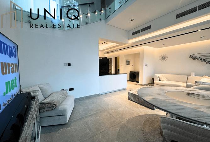 1BR Townhouse | Vacant on Transfer | Middle Unit