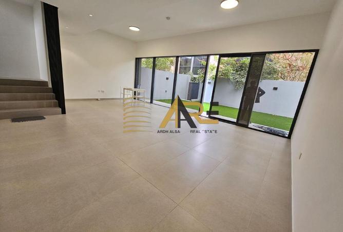 69890945 - Property Main Image