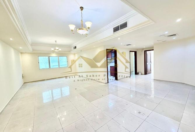 73124220 - Property Image 2