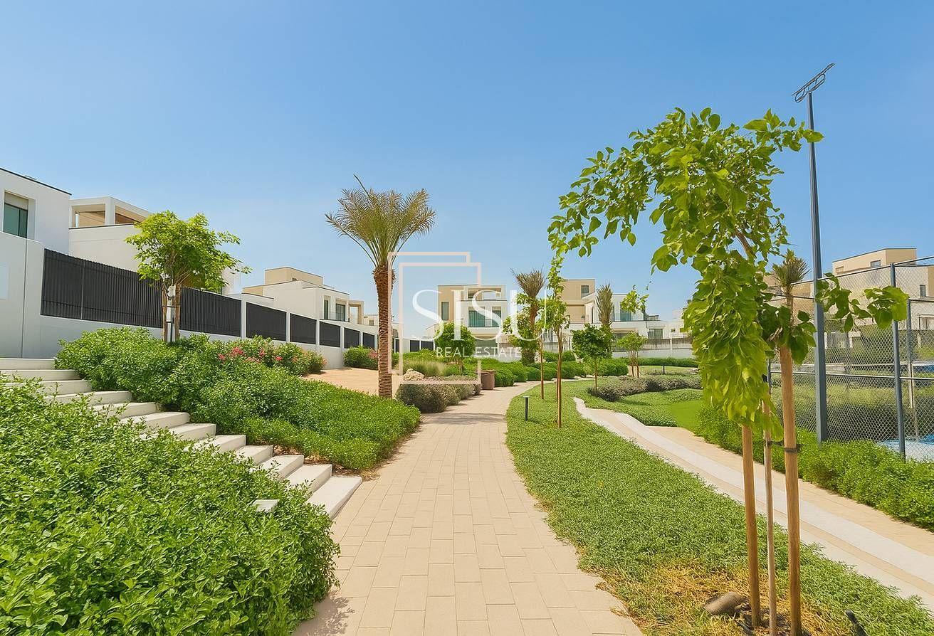 Landscaped | Park Facing | Biggest Plot photo 16