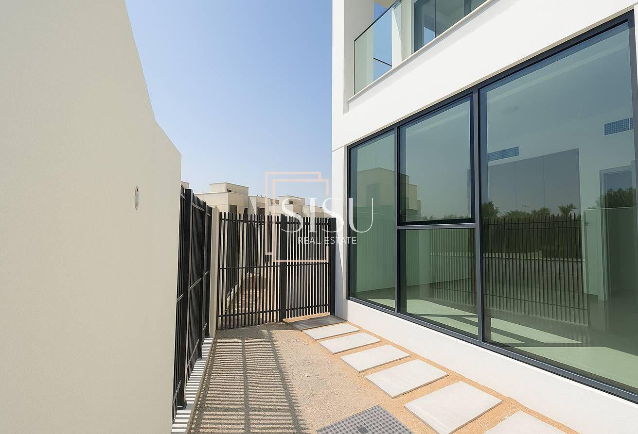 Landscaped | Park Facing | Biggest Plot photo 5